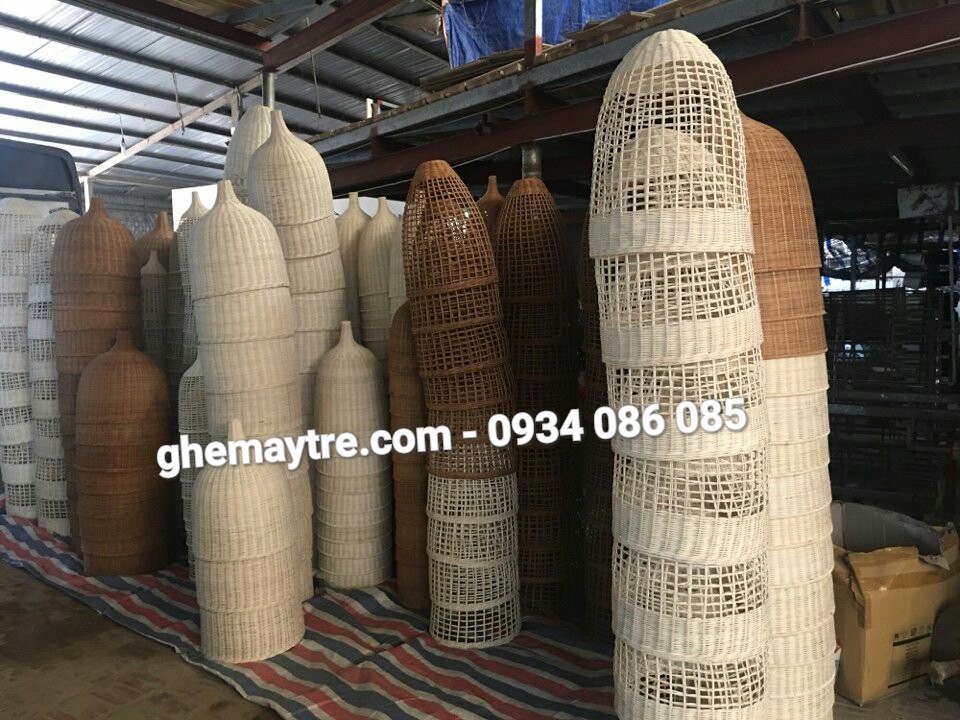 
								Đèn mây tre BV651