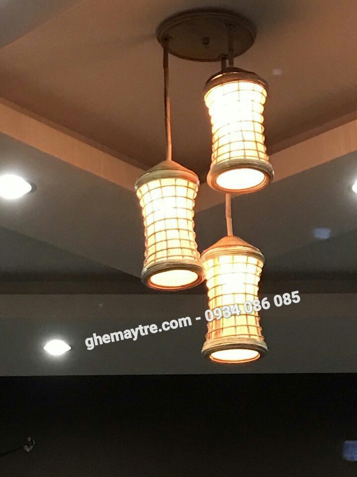 
								Đèn mây tre BV789