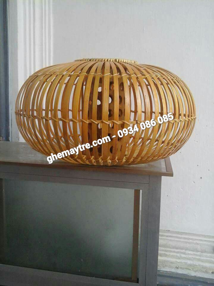 
								Đèn mây tre BV731