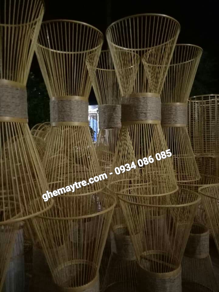 
								Đèn mây tre BV751