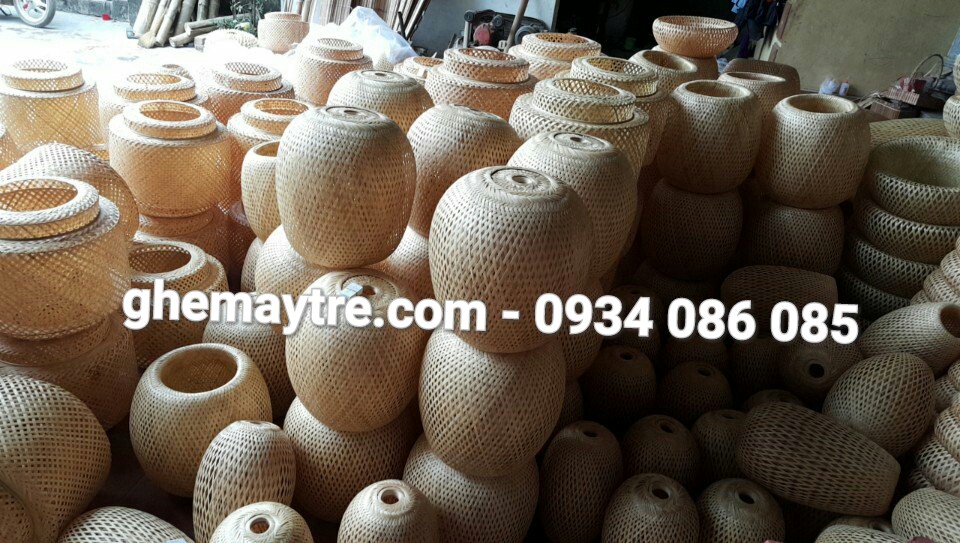 
								Đèn mây tre BV665