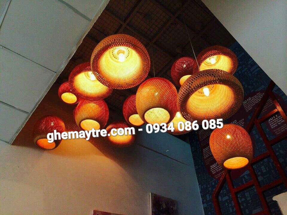 
								Đèn mây tre BV672