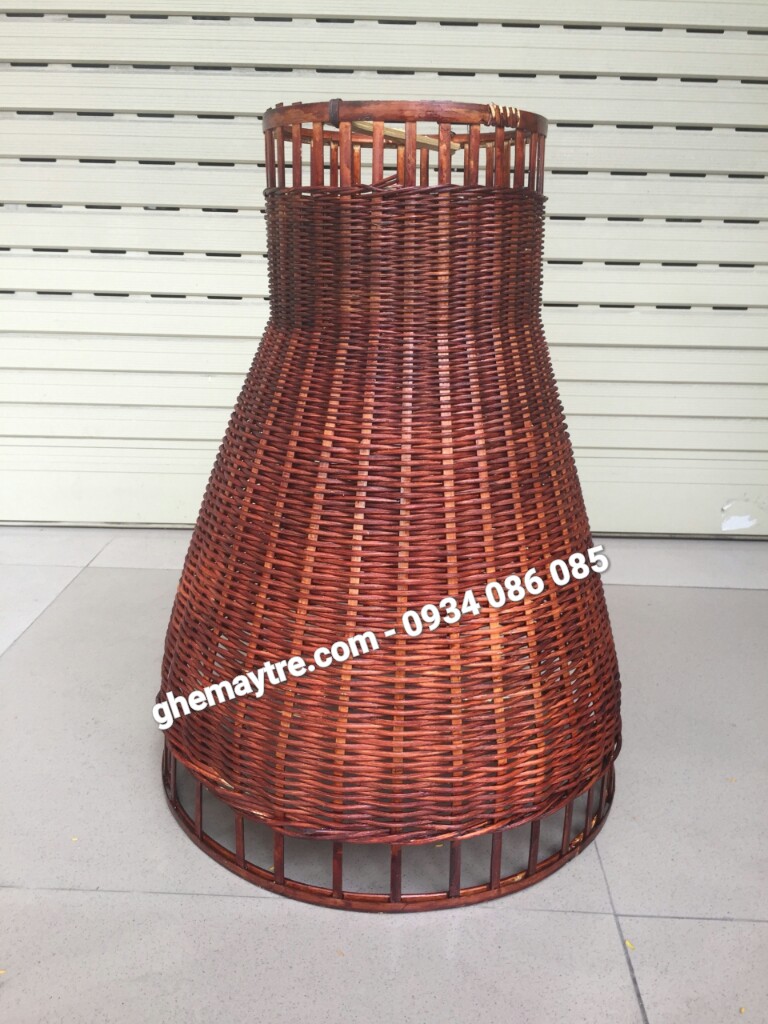 
								Đèn mây tre BV709