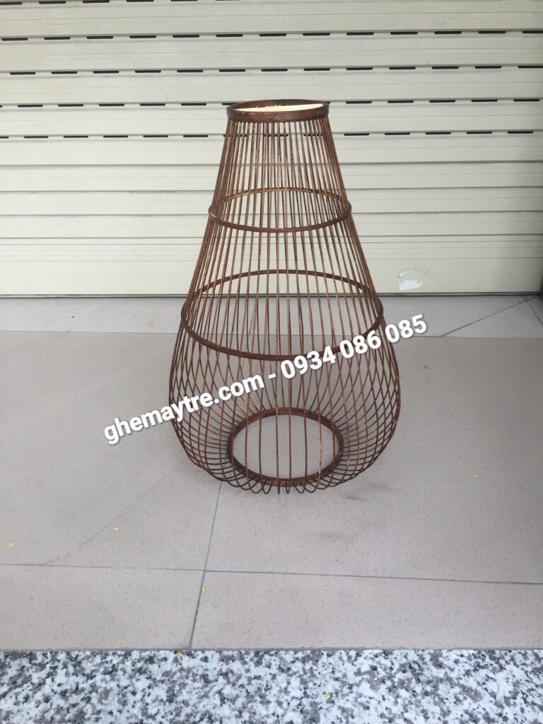 
								Đèn mây tre BV713